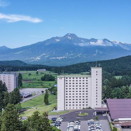 Apa Hotel & Resort Joetsu Myoko Buitenkant foto